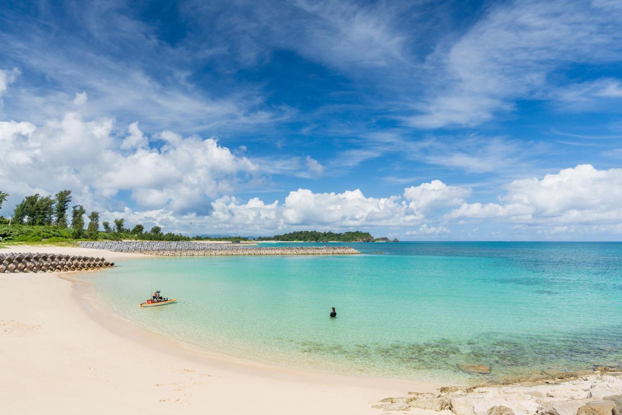 Ada Garden Hotel Okinawa Kunigami Bagian luar foto