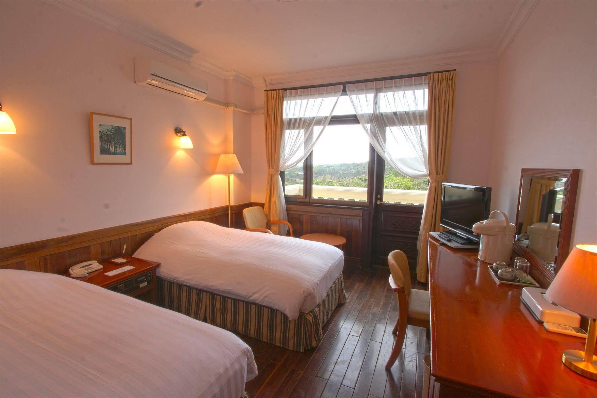 Ada Garden Hotel Okinawa Kunigami Bagian luar foto
